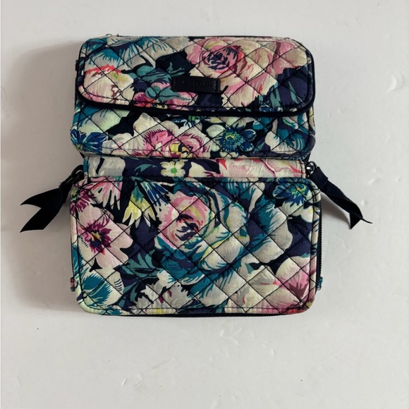 Vera Bradley Floral Quilted Crossbody Wallet Bag - Picture 7 of 8